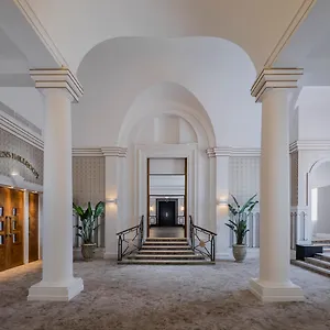 The Queens Hotel Leeds (West Yorkshire)